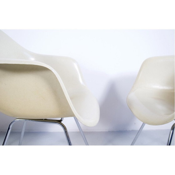 Image 1 of Set of 4 vintage Dax armchairs in chrome steel and fiberglass by Charles and Ray Eamesen for Mobilier International, 1960