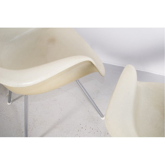 Image 1 of Set of 4 vintage Dax armchairs in chrome steel and fiberglass by Charles and Ray Eamesen for Mobilier International, 1960