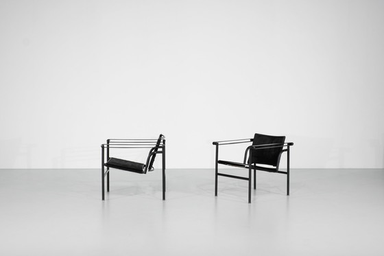 Image 1 of Pair Of "Lc1" Armchairs By Le Corbusier For Cassina, Italy 1929S.