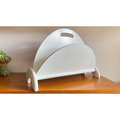Revistero vintage de madera geométrica blanca, 1980