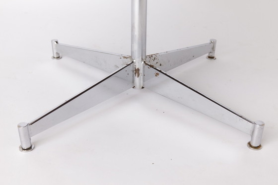 Image 1 of Elegante silla giratoria de Thonet, Austria, década de 1980