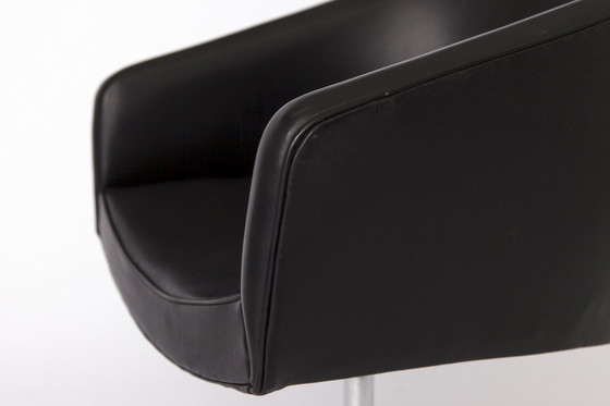 Image 1 of Elegante silla giratoria de Thonet, Austria, década de 1980