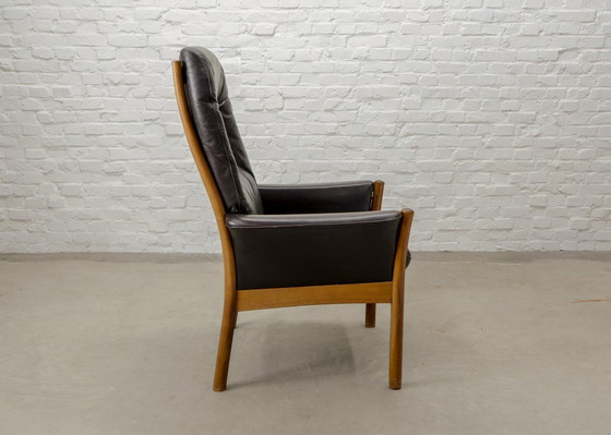 Image 1 of Chaise longue en cuir brun chocolat au design scandinave du Mid Century par G-Möbel, Suède, années 1960