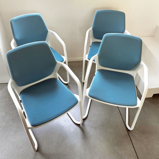 4x Wilkhahn 186/3 chairs in mint condition