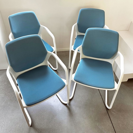 Image 1 of 4x Wilkhahn 186/3 chairs in mint condition