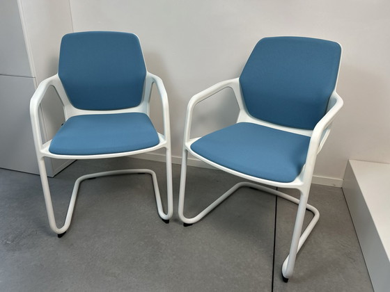 Image 1 of 4x Wilkhahn 186/3 chairs in mint condition