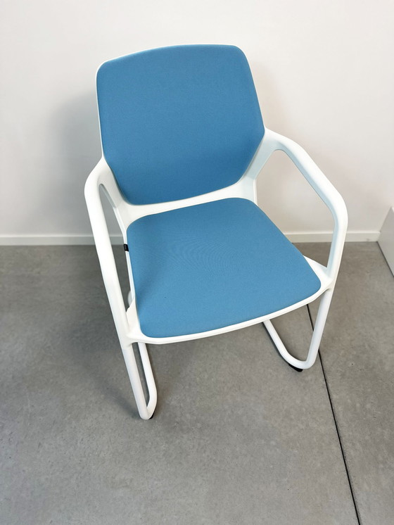 Image 1 of 4x Wilkhahn 186/3 chairs in mint condition