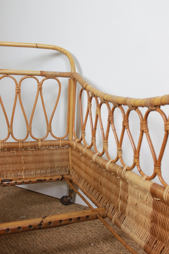 Image 1 of Letto in rattan