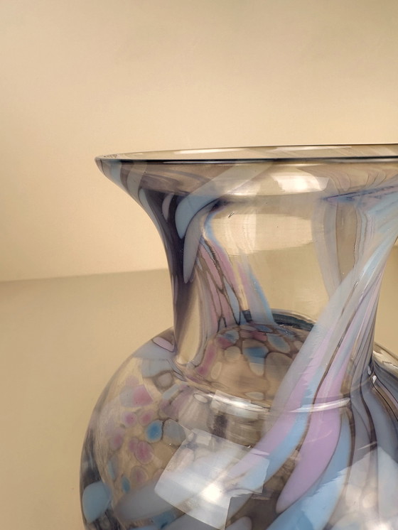 Image 1 of Vase en verre italien tacheté Swirl