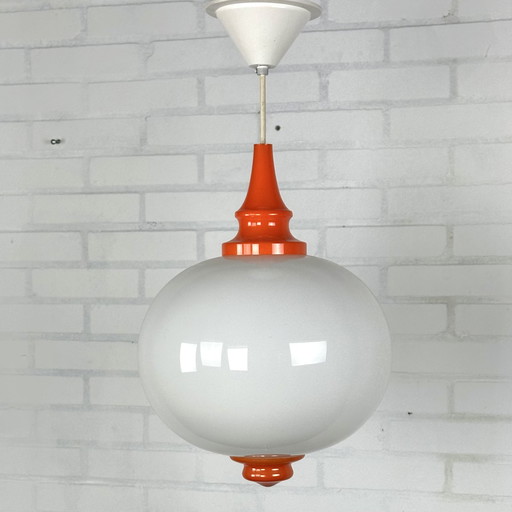 Space age hanging lamp with milk glass sphere