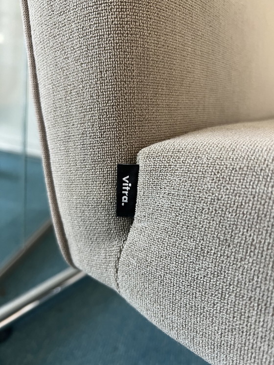 Image 1 of 3 sillones Vitra color arena