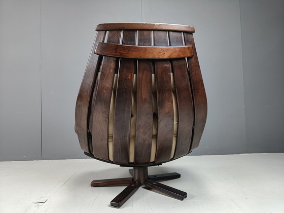 Image 1 of Vintage leather swivel chair atributed to Hans Brattrud , 1960s