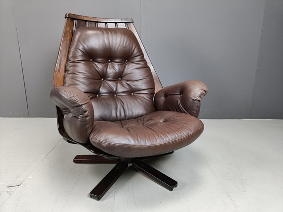 Image 1 of Vintage leather swivel chair atributed to Hans Brattrud , 1960s