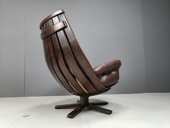 Image 1 of Vintage leather swivel chair atributed to Hans Brattrud , 1960s