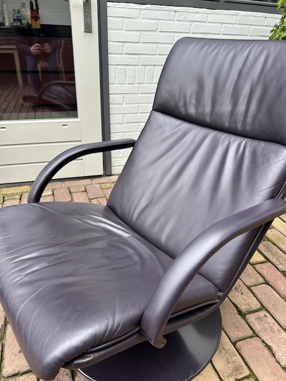 Image 1 of Artifort model F 196 armchair