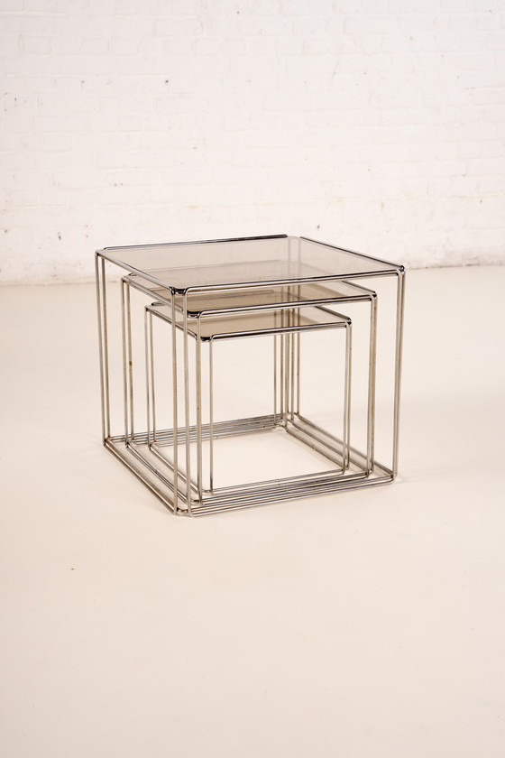 Image 1 of Isocele graphical nesting tables by Max Sauze