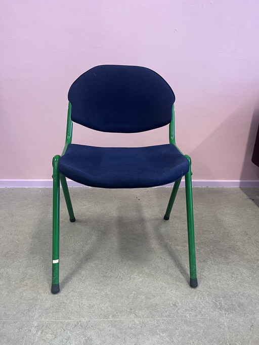 5x Vintage Stacking Chairs