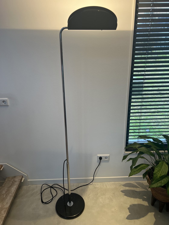 Image 1 of Lampada da terra dal design vintage, Mezzaluna