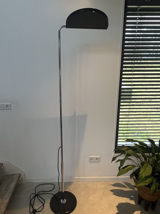 Image 1 of Lampada da terra dal design vintage, Mezzaluna