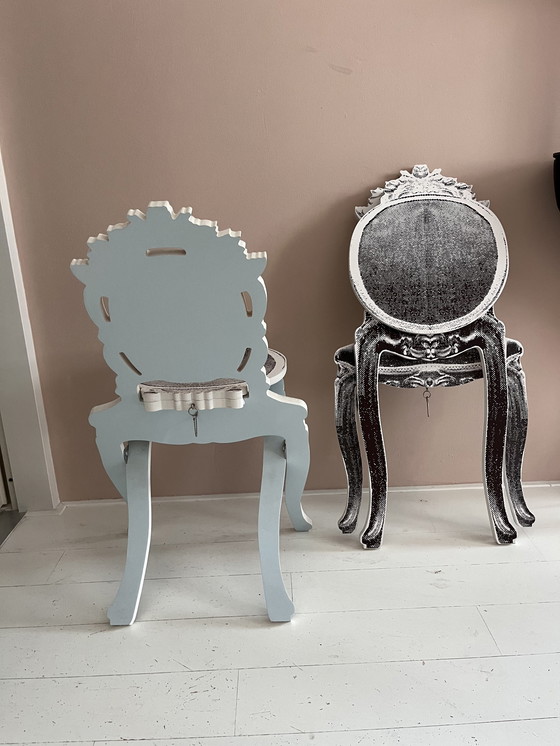 Image 1 of 2x Vivian Van Schagen - Madame Pompadour Chairs