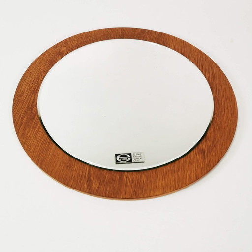 Minimalist Wall Mirror Elite