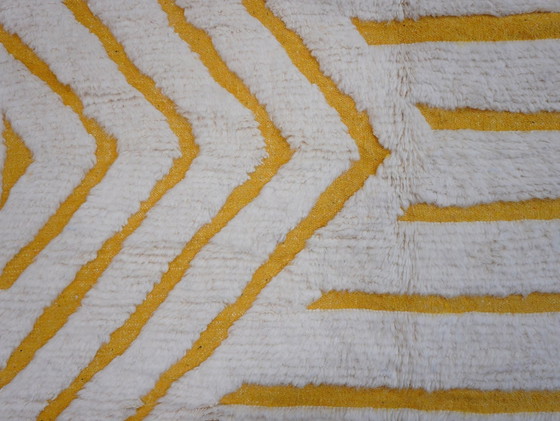 Image 1 of Tapis berbère - 293 cm x 199 cm - laine blanche et jaune