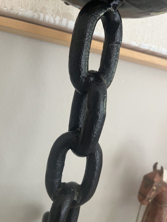 Image 1 of Chandelier brutaliste en soie moulée