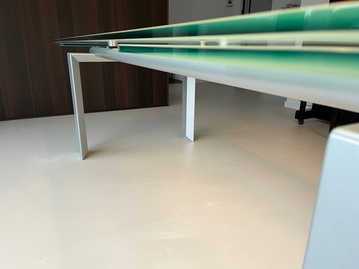 Desalto Stilt Extendable Dining Table