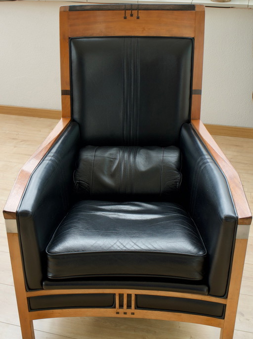 Schuitema chair