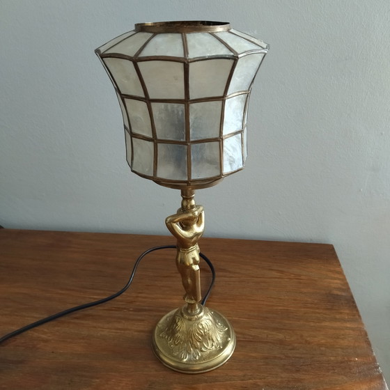 Image 1 of lampe de table en nacre