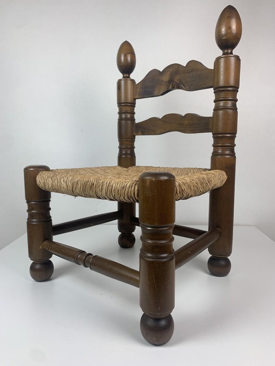 Image 1 of Chaise basse en jonc Bobbin