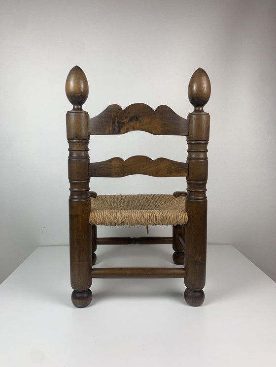 Image 1 of Chaise basse en jonc Bobbin