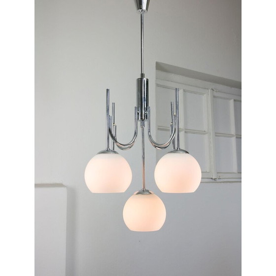 Image 1 of Vintage chandelier in chrome and opaline glass, Italy 1970