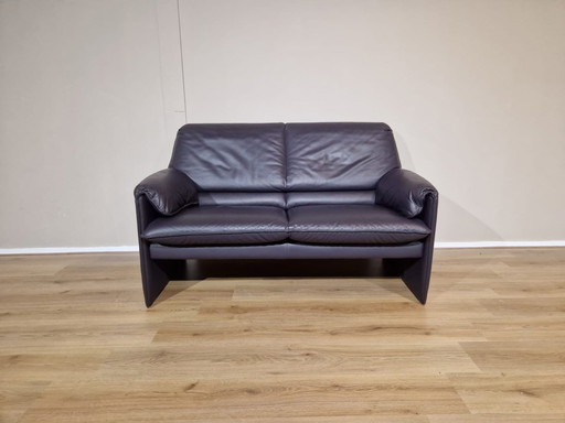 Leolux Bora Beta - 2 Seater Sofa - Purple - Leather - Design.