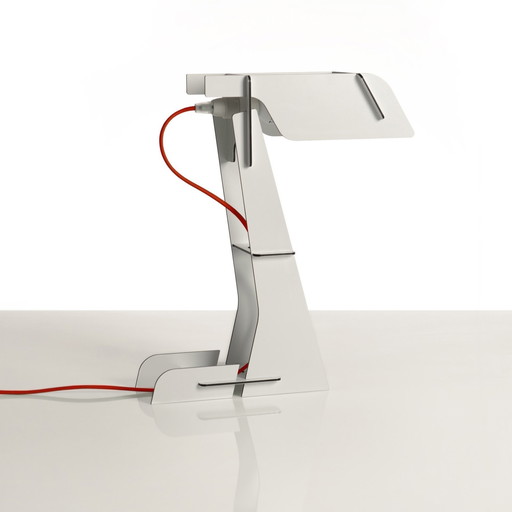 Zeta Aluminium Minimalistic Table Lamp