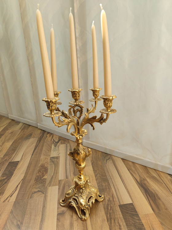 Image 1 of Candeliere a 5 bracci riccamente decorato, ottone, cimelio