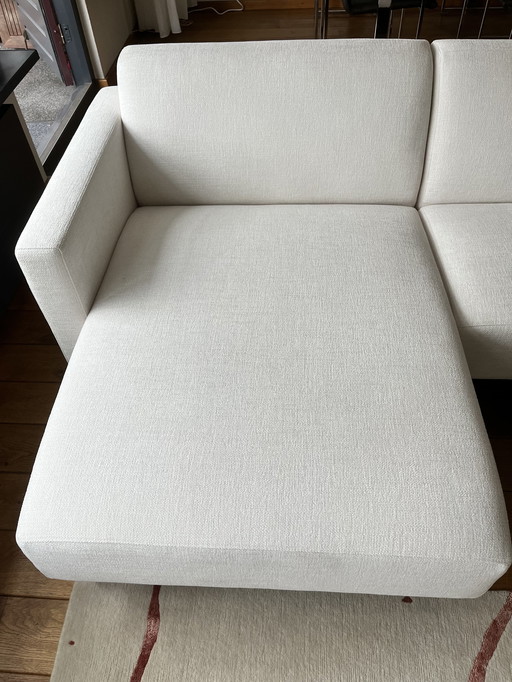 Artifort Mare sofa with chaise longue