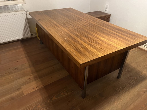 Escritorio de diseño vintage de palisandro