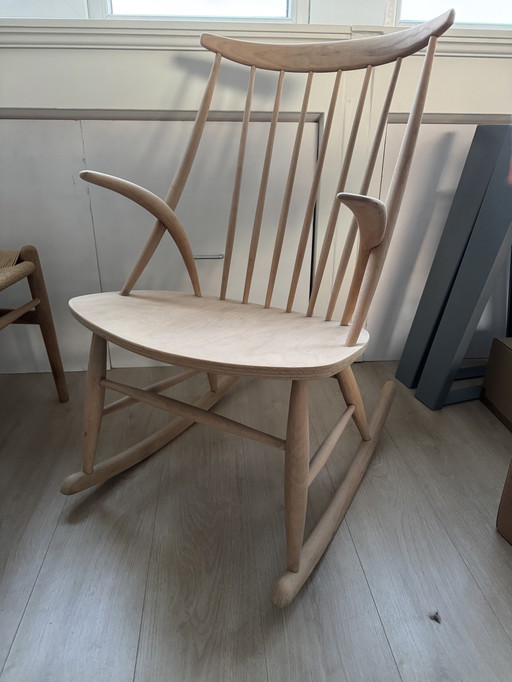 Illum Wikkelsø Rocking Chair Beech