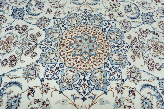 Image 1 of Hand-knotted Nain 9 La Persian Carpet With Silk - 341 X 256 Cm