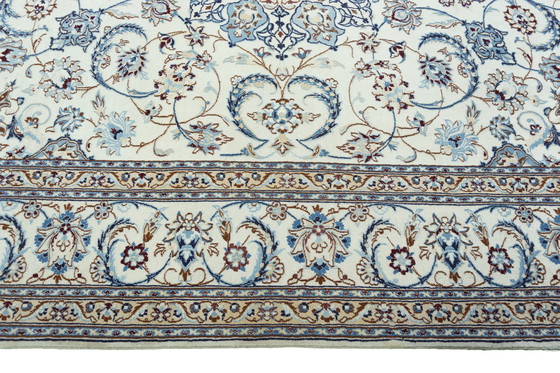 Image 1 of Hand-knotted Nain 9 La Persian Carpet With Silk - 341 X 256 Cm