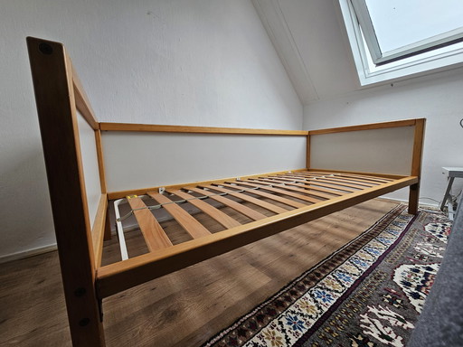 Flötotto Bed