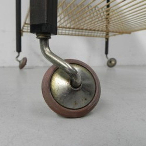 Image 1 of Table basse vintage sur roulettes, support pour célibataires - années 1960