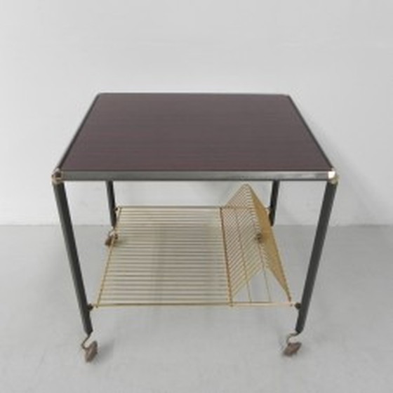 Image 1 of Table basse vintage sur roulettes, support pour célibataires - années 1960