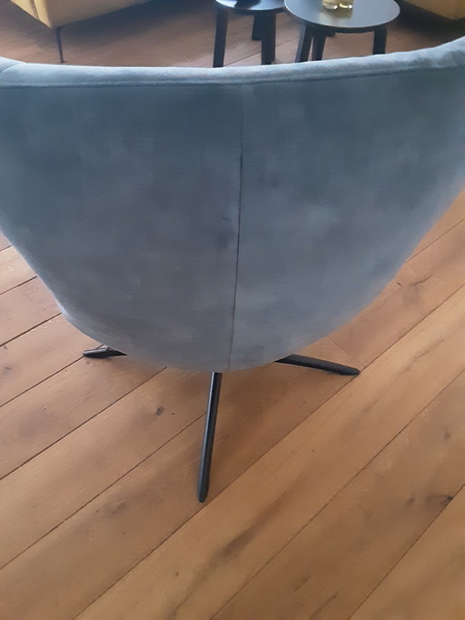 Topform Swivel Chair With Hocker