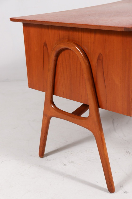 Image 1 of Curved Mid - Century desk in teak by Svend Åge Madsen for Sigurd Hansen, Denmark, 1960s