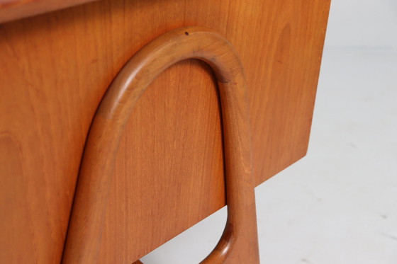 Image 1 of Curved Mid - Century desk in teak by Svend Åge Madsen for Sigurd Hansen, Denmark, 1960s