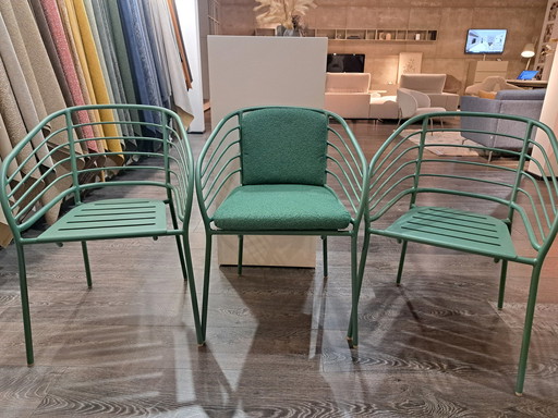 Cancún Dining Chair With Armrest Matt Green Textured Lacquered