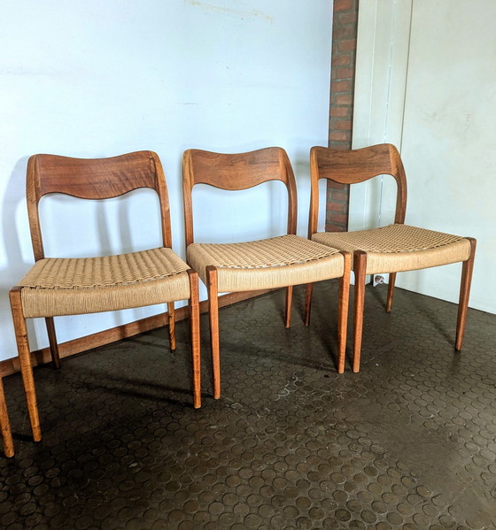 Image 1 of 6x N.O. Møller no. 71 chairs papercord teak