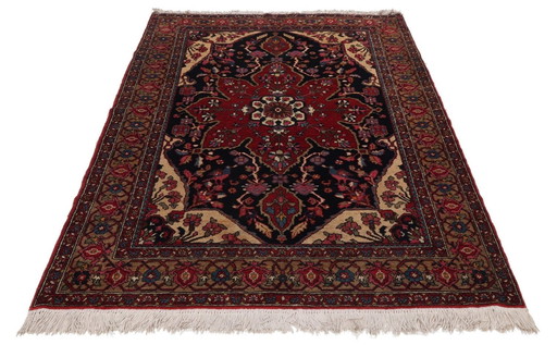 Semi-Antique Bakhtiar Persian Rug - Stunning Condition & Very Durable